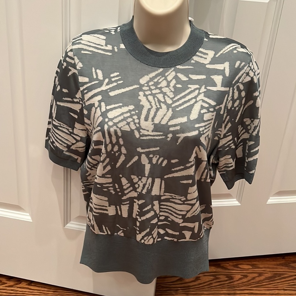 NWT Boss merino super fine blouse.